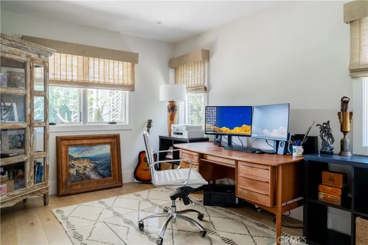 821 Bellis Street, Newport Beach, California 92660