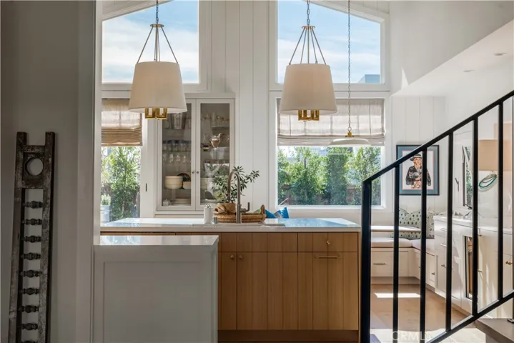 821 Bellis Street, Newport Beach, California 92660