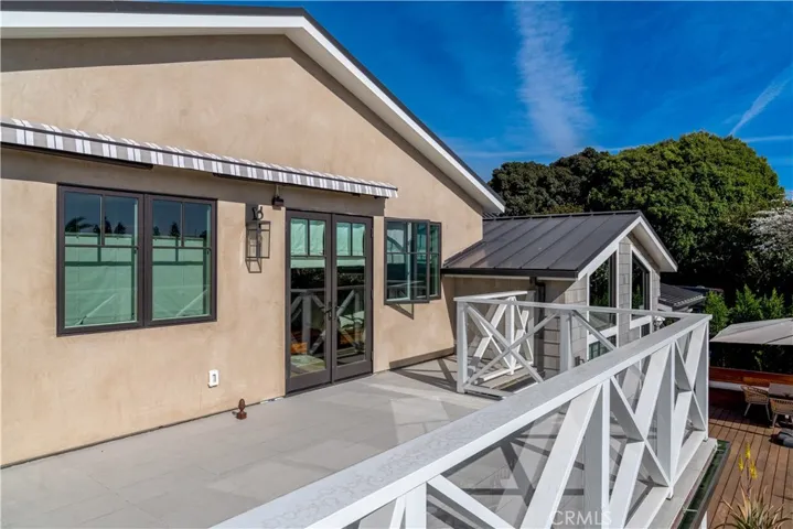 821 Bellis Street, Newport Beach, California 92660