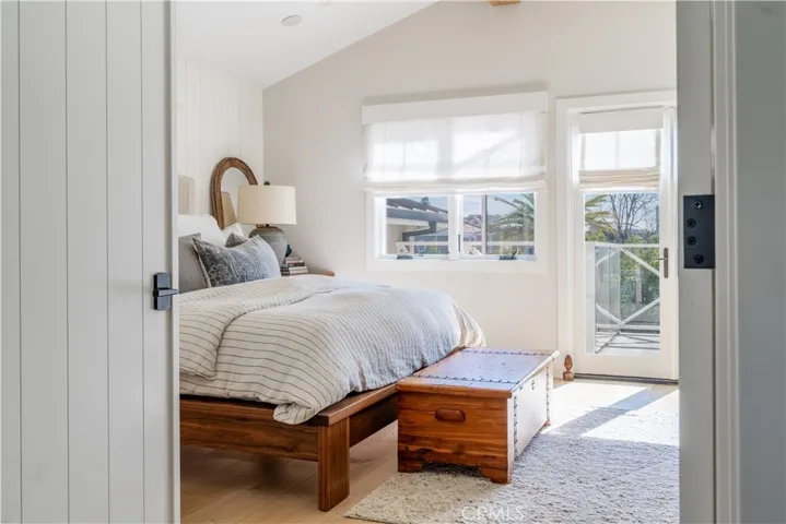 821 Bellis Street, Newport Beach, California 92660