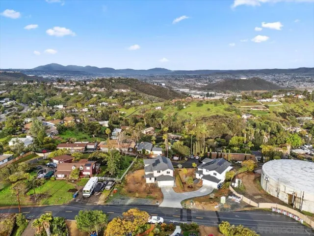 9448 Emerald Grove Ave, Lakeside, California 92040