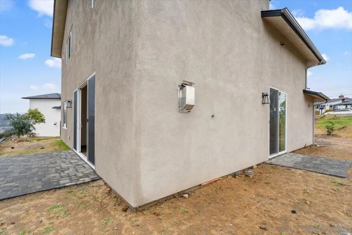9448 Emerald Grove Ave, Lakeside, California 92040