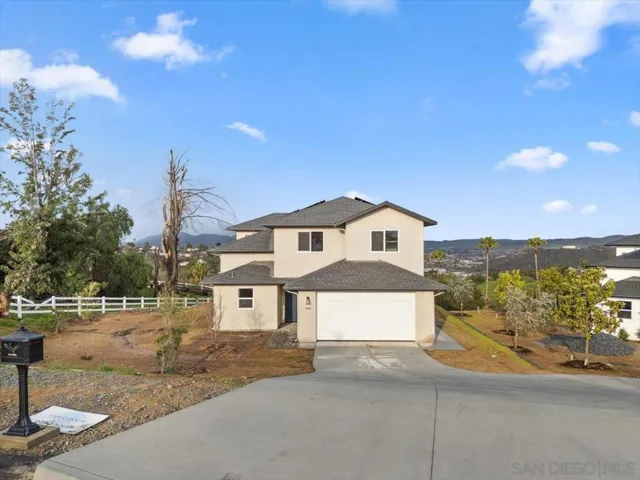 9448 Emerald Grove Ave, Lakeside, California 92040