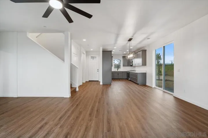 9448 Emerald Grove Ave, Lakeside, California 92040