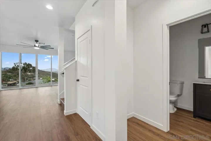 9448 Emerald Grove Ave, Lakeside, California 92040