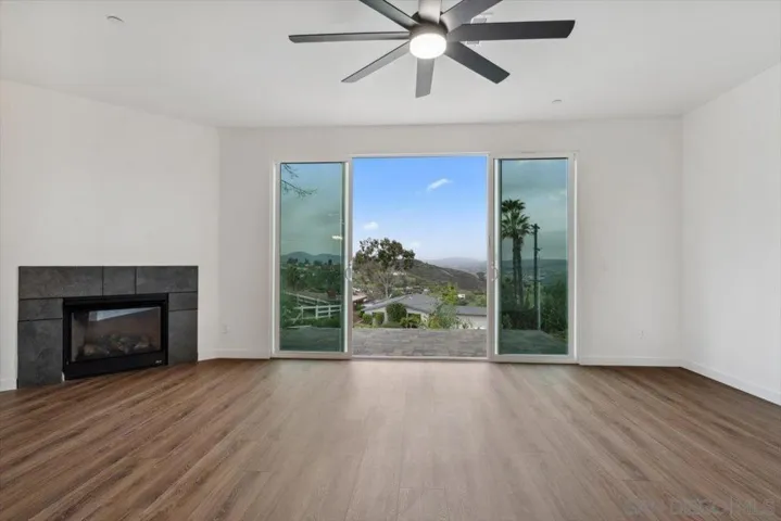 9448 Emerald Grove Ave, Lakeside, California 92040
