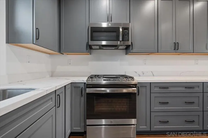 9448 Emerald Grove Ave, Lakeside, California 92040