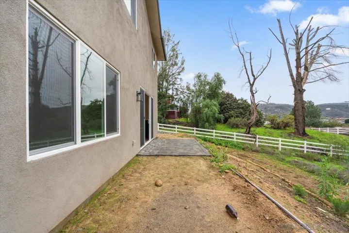 9448 Emerald Grove Ave, Lakeside, California 92040