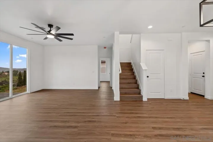 9448 Emerald Grove Ave, Lakeside, California 92040
