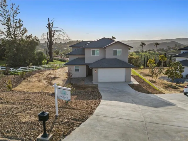 9448 Emerald Grove Ave, Lakeside, California 92040