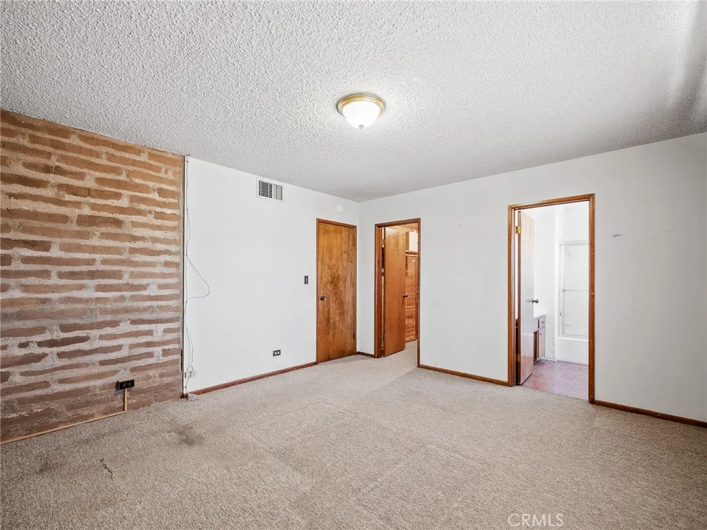 14924 Chamber Lane, Apple Valley, California 92307 home-pic-25