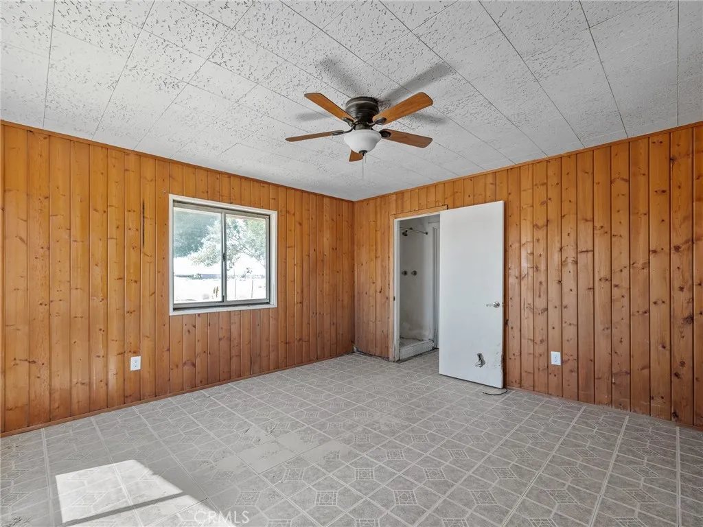 14924 Chamber Lane, Apple Valley, California 92307 home-pic-40