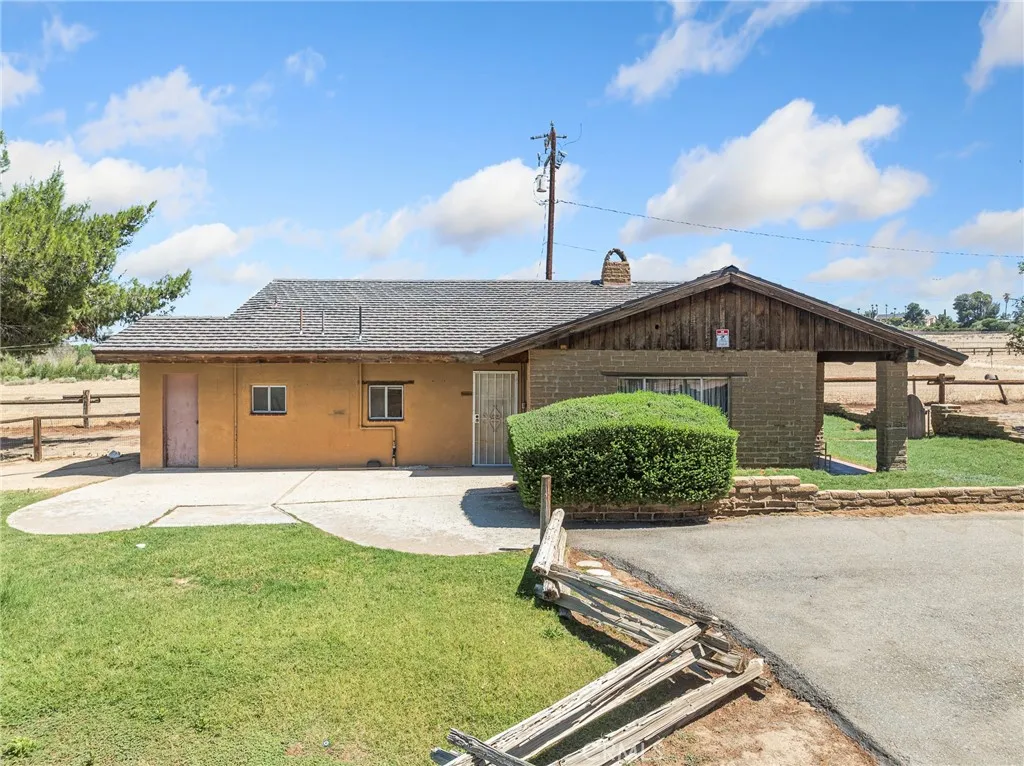 14924 Chamber Lane, Apple Valley, California 92307 home-pic-33