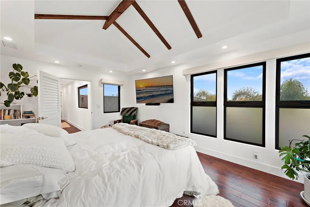 1013 E Acacia Avenue, El Segundo, California 90245 home-pic-11