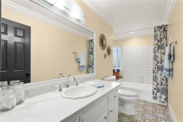 Upstairs bathroom