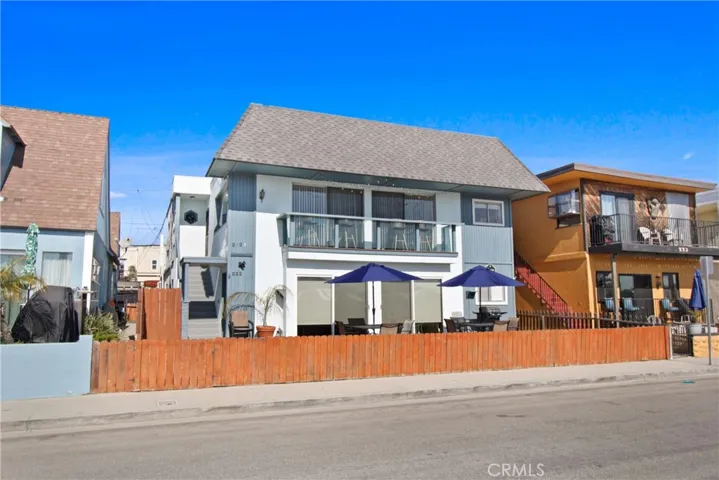 111 Bay Shore Avenue, Long Beach, California 90803