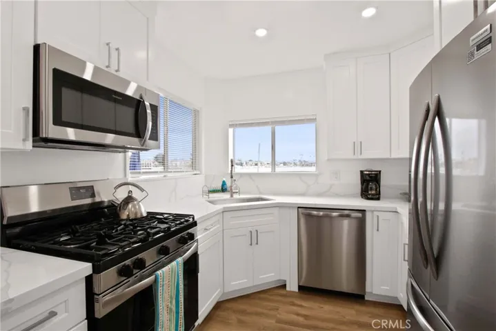 111 Bay Shore Avenue, Long Beach, California 90803