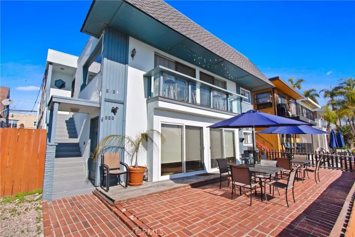 111 Bay Shore Avenue, Long Beach, California 90803