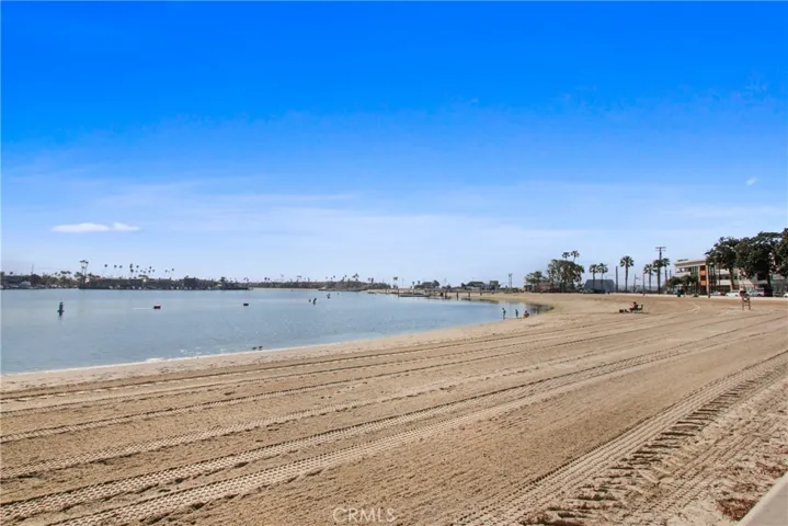 111 Bay Shore Avenue, Long Beach, California 90803