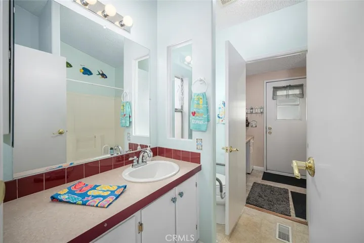 6270 Seabreeze Drive 300, Long Beach, California 90803