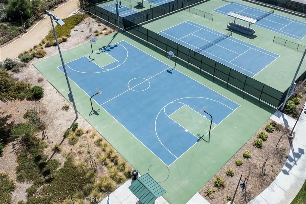 27556 Antelope Drive, Canyon Country, California 91387 home-pic-24