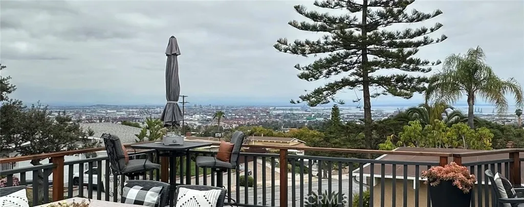 2144 Noble View Drive, Rancho Palos Verdes, California 90275