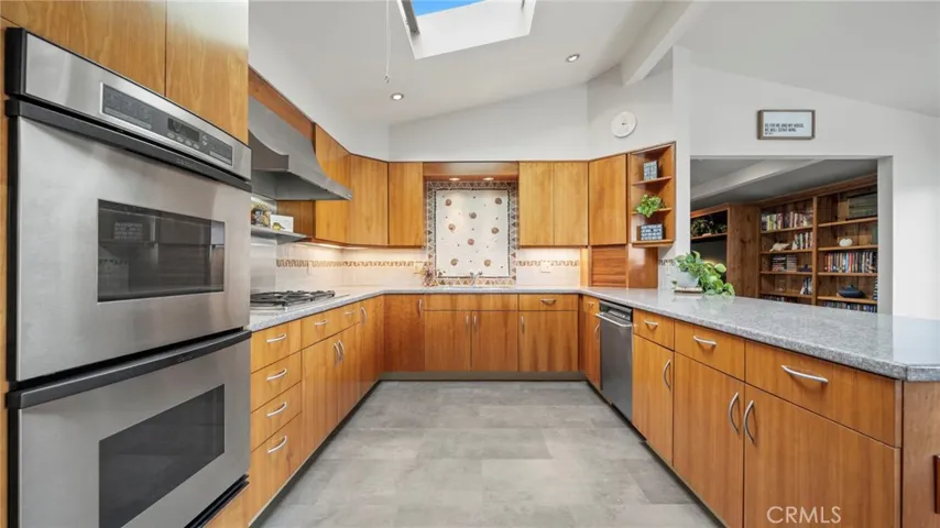 2144 Noble View Drive, Rancho Palos Verdes, California 90275