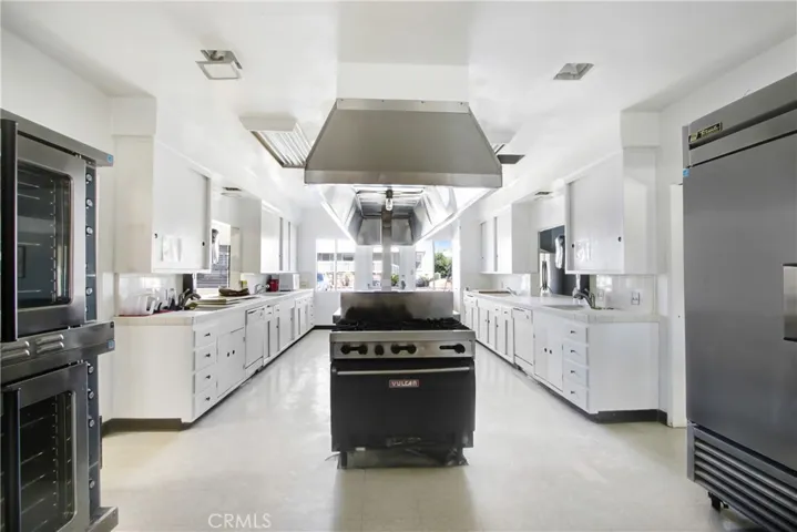 Clubhouse Kitchen