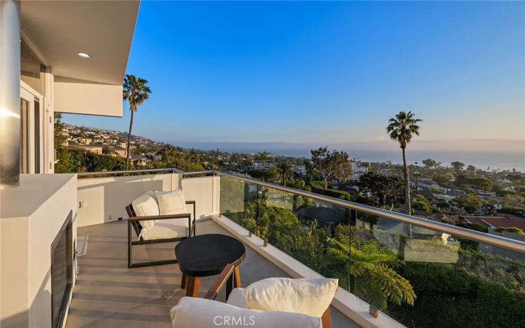 1061 Skyline Drive, Laguna Beach, California 92651 home-pic-6