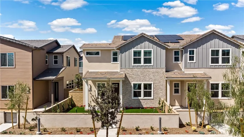110 Scoville, Irvine, California 92618