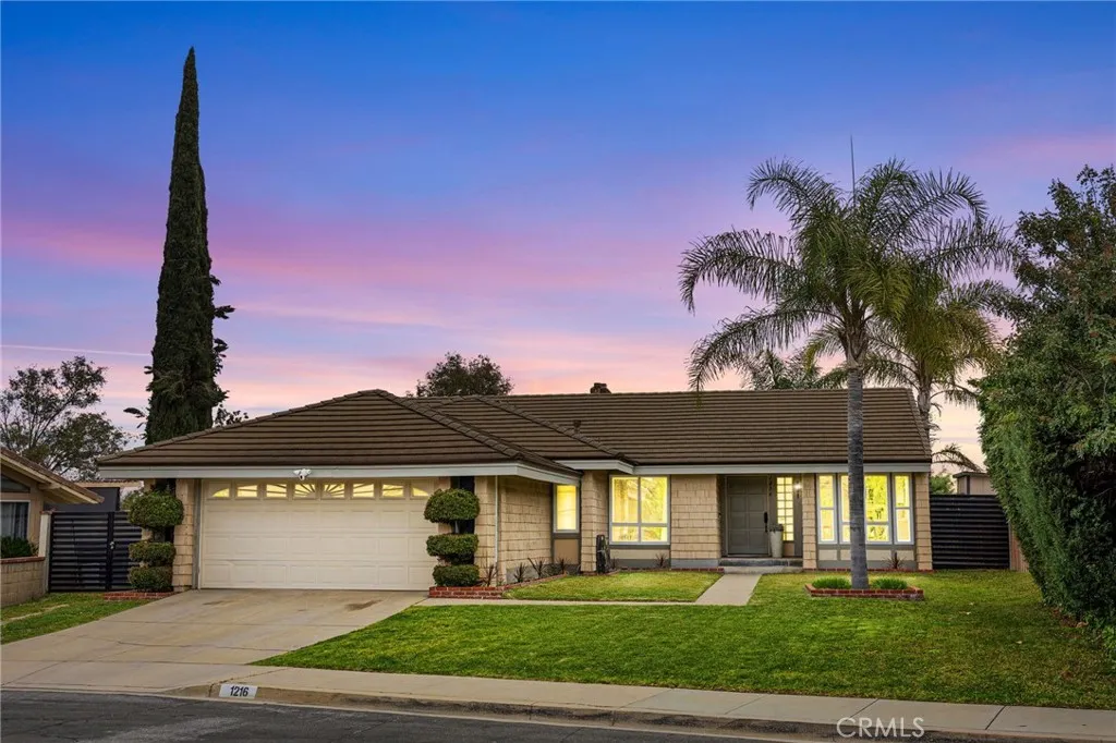 1216 Paseo Gracia, San Dimas, California 91773, 3 Bedrooms Bedrooms, ,2 BathroomsBathrooms,Residential,For Sale,Paseo Gracia,CV25068037
