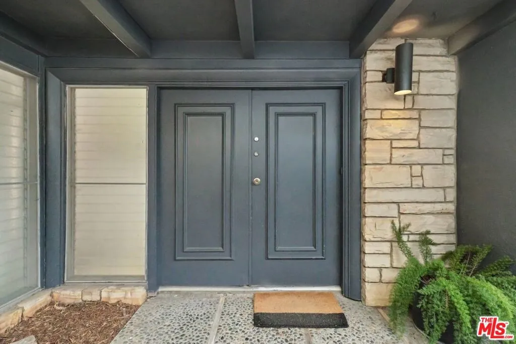 1492 Blue Jay Way, Los Angeles, California 90069 home-pic-30