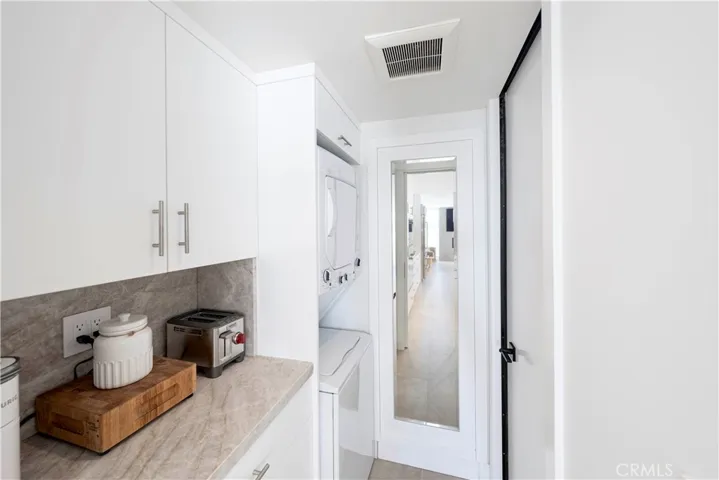 725 Avocado Avenue 115, Corona Del Mar, California 92625