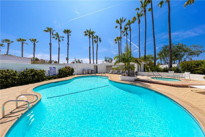 725 Avocado Avenue 115, Corona Del Mar, California 92625