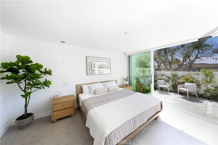 725 Avocado Avenue 115, Corona Del Mar, California 92625