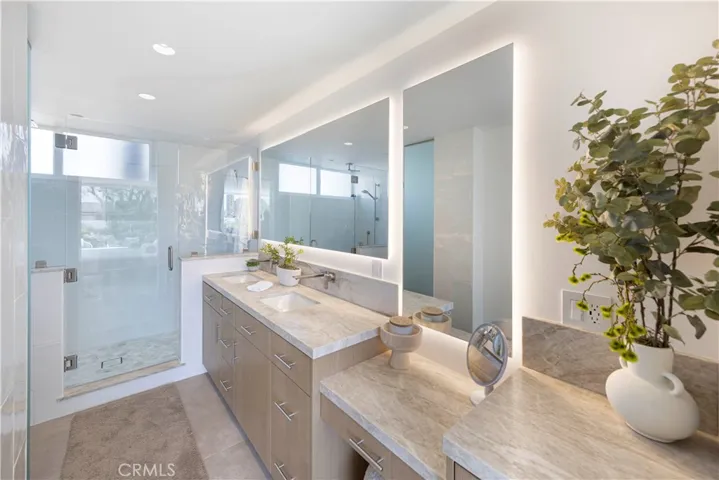 725 Avocado Avenue 115, Corona Del Mar, California 92625