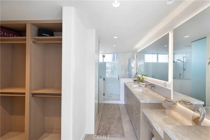725 Avocado Avenue 115, Corona Del Mar, California 92625