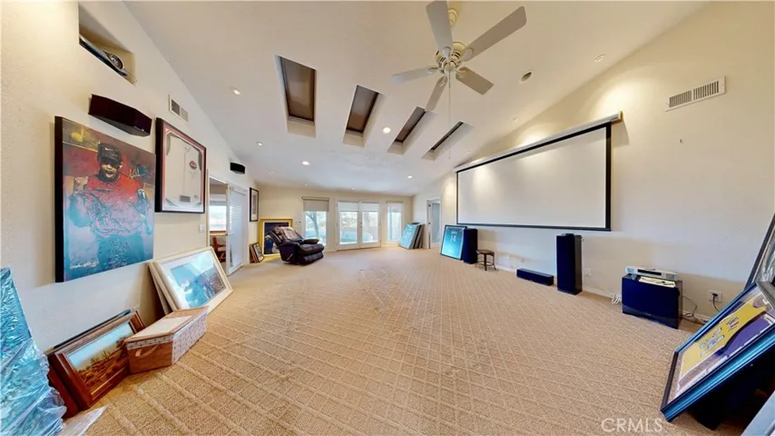 16450 Tao Road, Apple Valley, California 92307