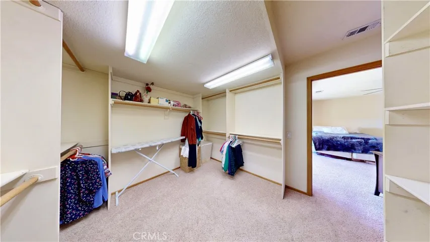 16450 Tao Road, Apple Valley, California 92307