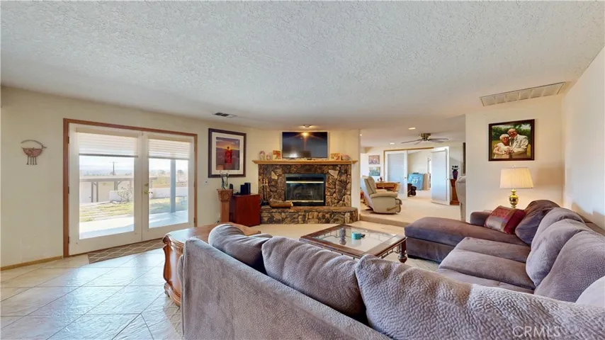 16450 Tao Road, Apple Valley, California 92307