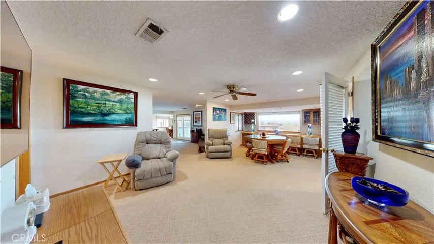 16450 Tao Road, Apple Valley, California 92307