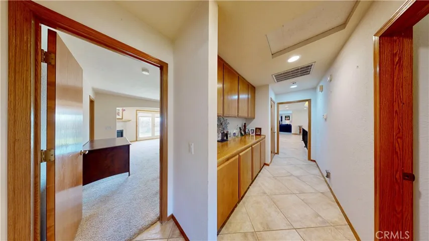16450 Tao Road, Apple Valley, California 92307