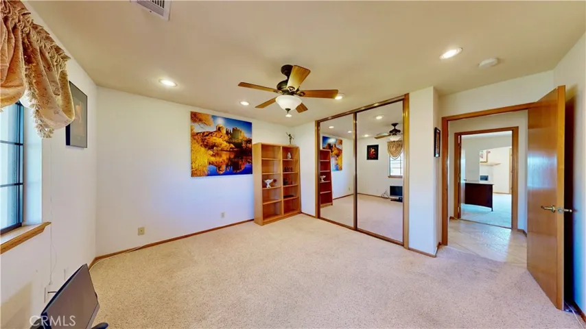 16450 Tao Road, Apple Valley, California 92307