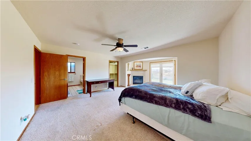 16450 Tao Road, Apple Valley, California 92307