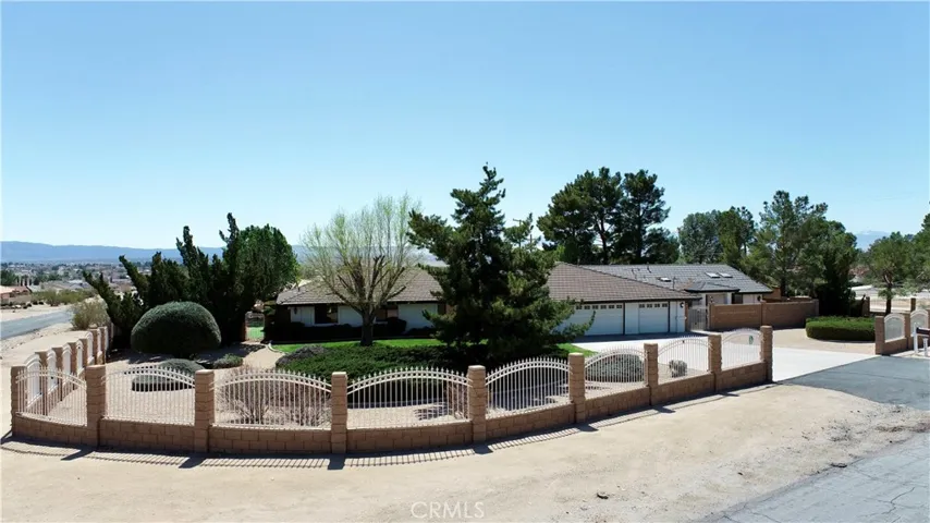 16450 Tao Road, Apple Valley, California 92307