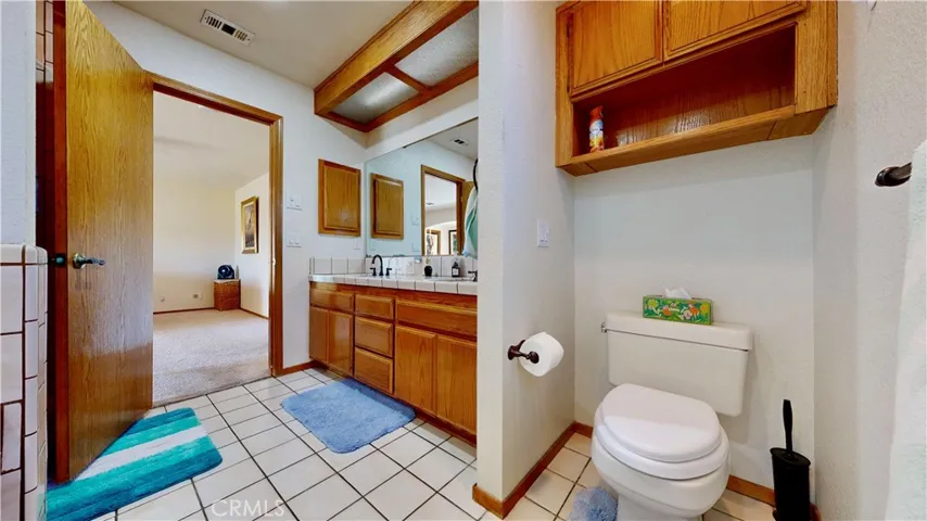 16450 Tao Road, Apple Valley, California 92307