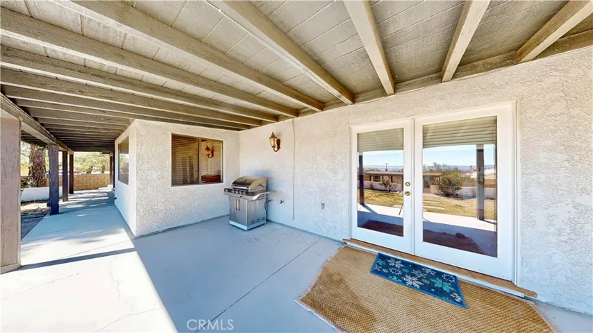16450 Tao Road, Apple Valley, California 92307
