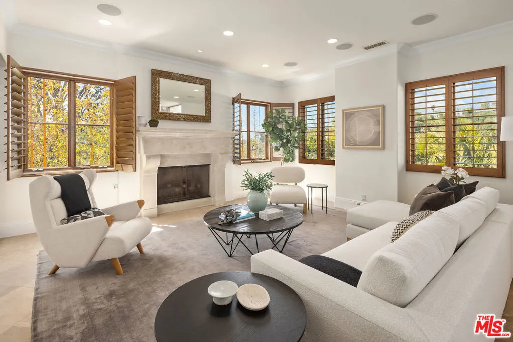 587 Entrada Drive, Santa Monica, California 90402 home-pic-10