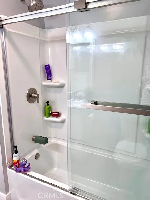 4639 Edgewood Place, Riverside, California 92506 home-pic-8