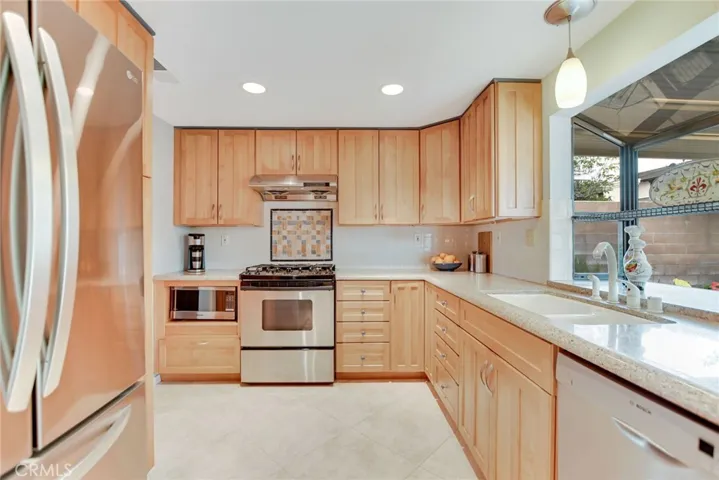 1132 Claraday Street, Glendora, California 91740